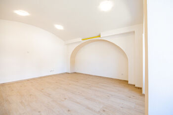 Prodej bytu 2+kk v osobním vlastnictví 58 m², Unhošť