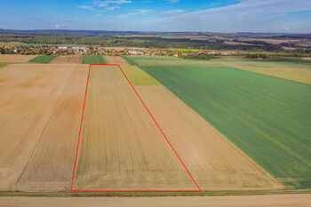 Prodej pozemku 42275 m², Kožlany