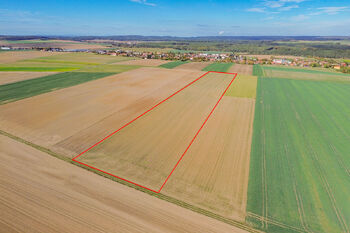 Prodej pozemku 42275 m², Kožlany