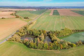 Prodej pozemku 2200 m², Kožlany