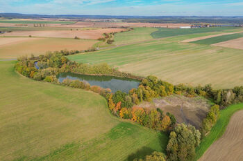 Prodej pozemku 2200 m², Kožlany