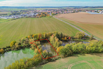 Prodej pozemku 2200 m², Kožlany