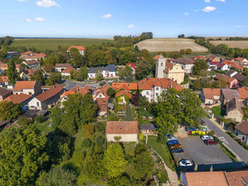 Prodej domu 330 m², Čečelice