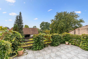 Prodej domu 330 m², Čečelice