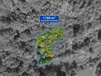 Prodej pozemku 1765 m², Dolní Zálezly