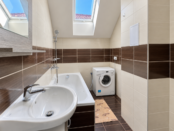 Pronájem bytu 3+kk v osobním vlastnictví 74 m², Praha 4 - Cholupice