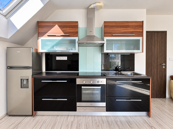 Pronájem bytu 3+kk v osobním vlastnictví 74 m², Praha 4 - Cholupice