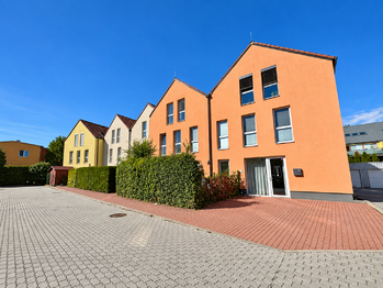 Pronájem bytu 3+kk v osobním vlastnictví 74 m², Praha 4 - Cholupice