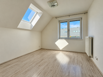Pronájem bytu 3+kk v osobním vlastnictví 74 m², Praha 4 - Cholupice