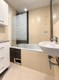 Pronájem bytu 3+1 v družstevním vlastnictví 65 m², Teplice