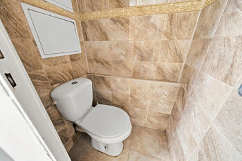 samostatné WC - Prodej bytu 3+1 v družstevním vlastnictví 79 m², Krupka