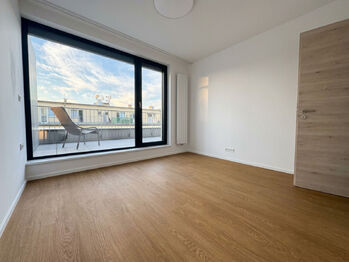 Pronájem bytu 2+kk v osobním vlastnictví 61 m², Praha 9 - Libeň