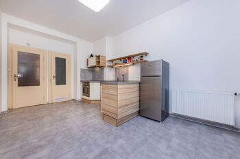 Pronájem bytu 2+1 v osobním vlastnictví 77 m², Praha 6 - Dejvice