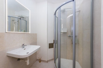 Pronájem bytu 2+1 v osobním vlastnictví 77 m², Praha 6 - Dejvice