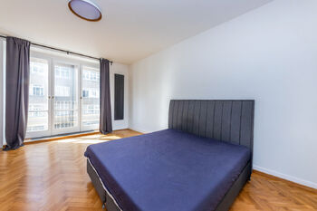 Pronájem bytu 2+1 v osobním vlastnictví 77 m², Praha 6 - Dejvice