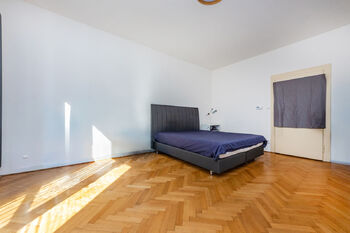 Pronájem bytu 2+1 v osobním vlastnictví 77 m², Praha 6 - Dejvice