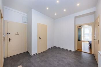 Pronájem bytu 2+1 v osobním vlastnictví 77 m², Praha 6 - Dejvice