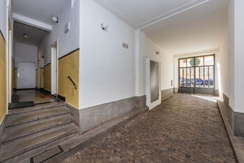Pronájem bytu 2+1 v osobním vlastnictví 77 m², Praha 6 - Dejvice
