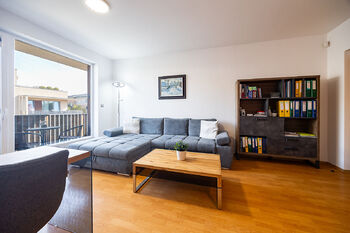 Prodej bytu 2+kk v osobním vlastnictví 55 m², Praha 9 - Čakovice
