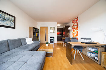 Prodej bytu 2+kk v osobním vlastnictví 55 m², Praha 9 - Čakovice