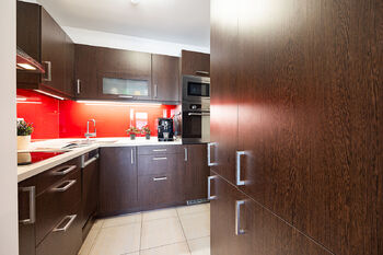 Prodej bytu 2+kk v osobním vlastnictví 55 m², Praha 9 - Čakovice