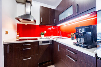 Prodej bytu 2+kk v osobním vlastnictví 55 m², Praha 9 - Čakovice