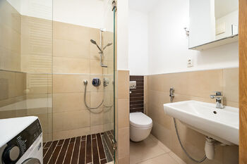 Prodej bytu 2+kk v osobním vlastnictví 55 m², Praha 9 - Čakovice