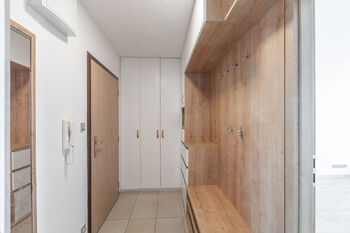 Pronájem bytu 3+1 v osobním vlastnictví 73 m², Praha 5 - Radotín