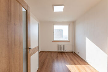 Pronájem bytu 3+1 v osobním vlastnictví 73 m², Praha 5 - Radotín