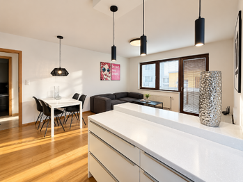 Pronájem bytu 3+kk v osobním vlastnictví 82 m², Praha 8 - Dolní Chabry