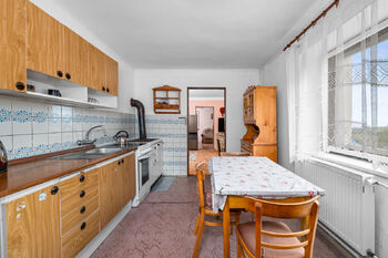 Byt č.1 - Prodej domu 494 m², Benešov nad Černou