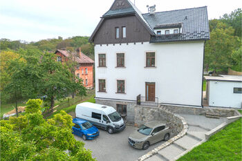 pohled na vilu - Prodej kancelářských prostor 61 m², Ústí nad Labem