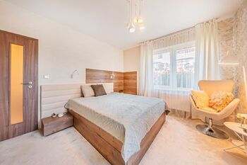 Prodej bytu 4+kk v osobním vlastnictví 88 m², Praha 5 - Slivenec