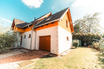 Prodej domu 145 m², Telnice