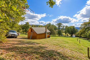 Prodej pozemku 27377 m², Chvalšiny