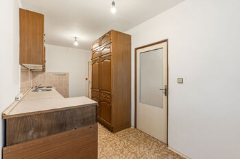 Prodej bytu 3+1 v osobním vlastnictví 77 m², Praha 6 - Řepy