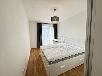 Pronájem bytu 2+kk v osobním vlastnictví 64 m², Praha 4 - Modřany