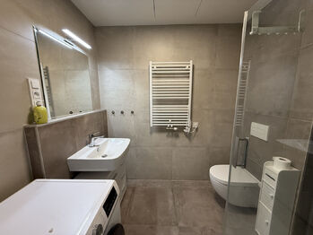 Pronájem bytu 2+kk v osobním vlastnictví 64 m², Praha 4 - Modřany