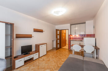Pronájem bytu 1+kk v osobním vlastnictví 29 m², Praha 4 - Michle