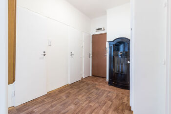 Pronájem bytu 2+1 v osobním vlastnictví 62 m², Praha 1 - Nové Město