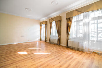 Prodej bytu 2+kk v osobním vlastnictví 98 m², Mariánské Lázně