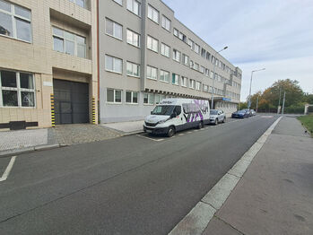 Pronájem garážového stání 505 m², Praha 6 - Střešovice