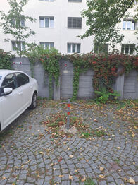 Pronájem garážového stání 505 m², Praha 6 - Střešovice