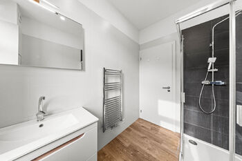 koupelna - Prodej bytu 3+kk v osobním vlastnictví 105 m², Ústí nad Labem
