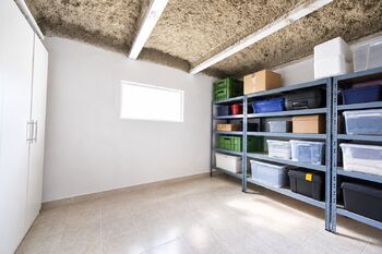 1. Sklep - Prodej bytu 3+1 v osobním vlastnictví 80 m², Milovice