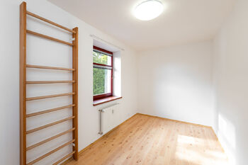 pokoj - Prodej bytu 3+kk v osobním vlastnictví 78 m², Kralupy nad Vltavou