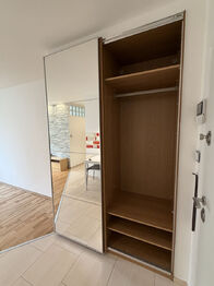 Pronájem bytu 2+kk v osobním vlastnictví 38 m², Praha 4 - Krč