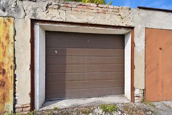 Prodej garáže 17 m², Milovice