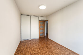 Prodej bytu 3+kk v osobním vlastnictví 71 m², Praha 8 - Bohnice