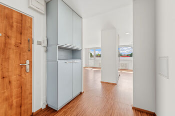 Prodej bytu 3+kk v osobním vlastnictví 71 m², Praha 8 - Bohnice